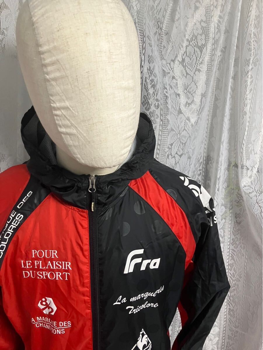 Le cop sportif（ルコックスポルティフ）ナイロンジャケット フード　ドット　プリントロゴ　赤 Oサイズ