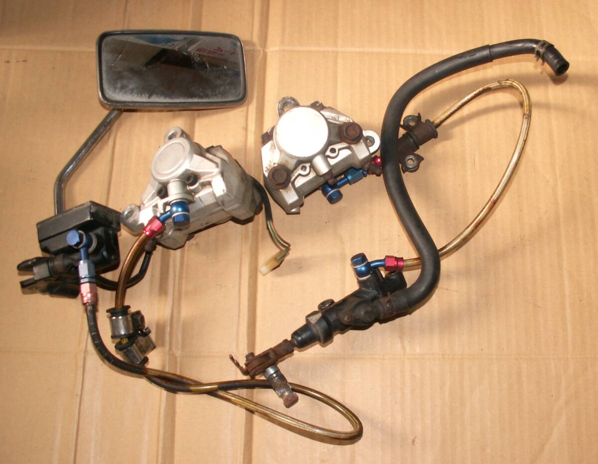 SDR200　要オーバーホール　部品取り キャリパー前后　マスターシリンダー　バックミラーミラー　希少