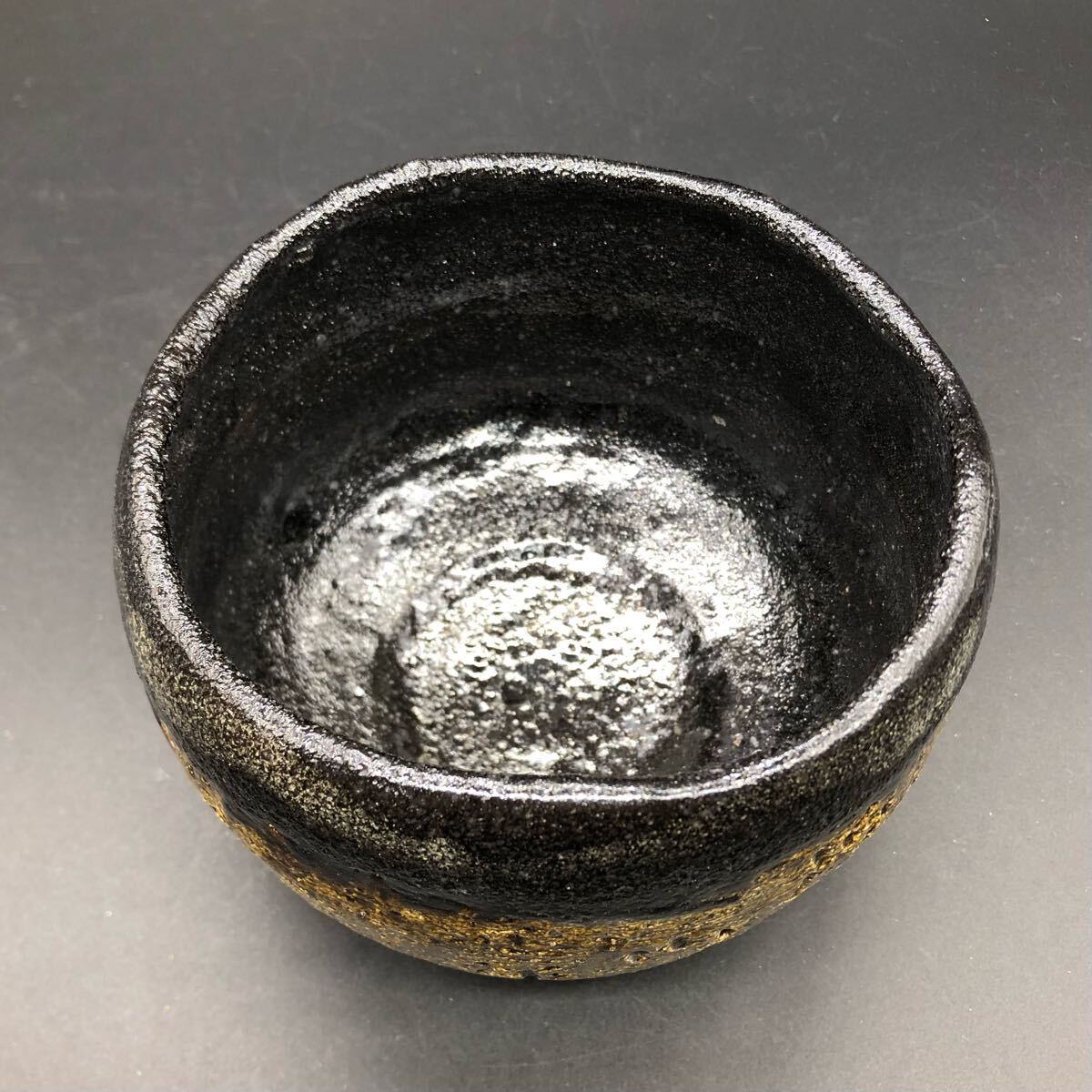 楽茶碗 黒茶碗 黒楽 陶印 臨済 抹茶碗 阿波野青畝 五月雨 俳句 楽茶碗 黒茶碗 黒楽 陶印 臨済 抹茶碗 阿波野青畝 五月雨 俳句