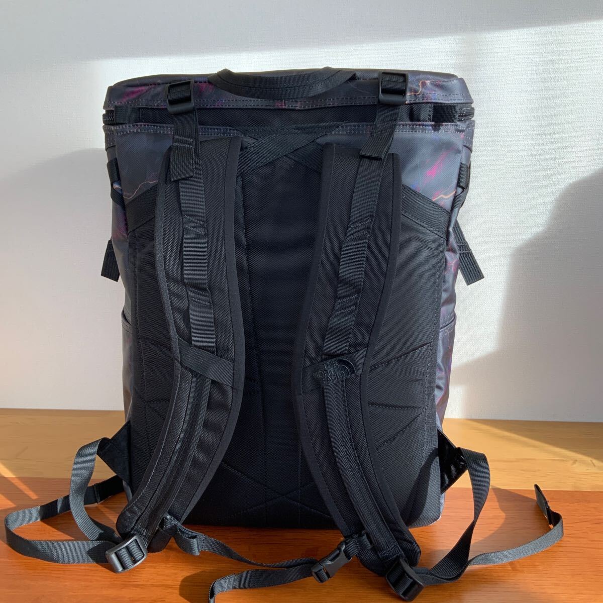 【美品】ノースフェイス リュック バックパック THE NORTH FACE ザノースフェイス モノグラム バックパック (THE
