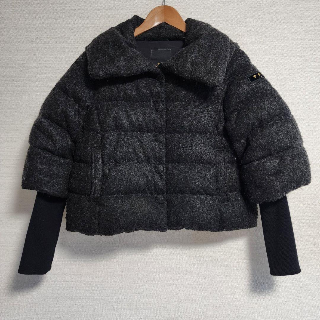 タトラス TATRAS ダウンジャケット ショート丈 のヘアウール 袖切替 リブ タトラス TATRAS ダウンジャケット ショート丈 のヘアウール 袖