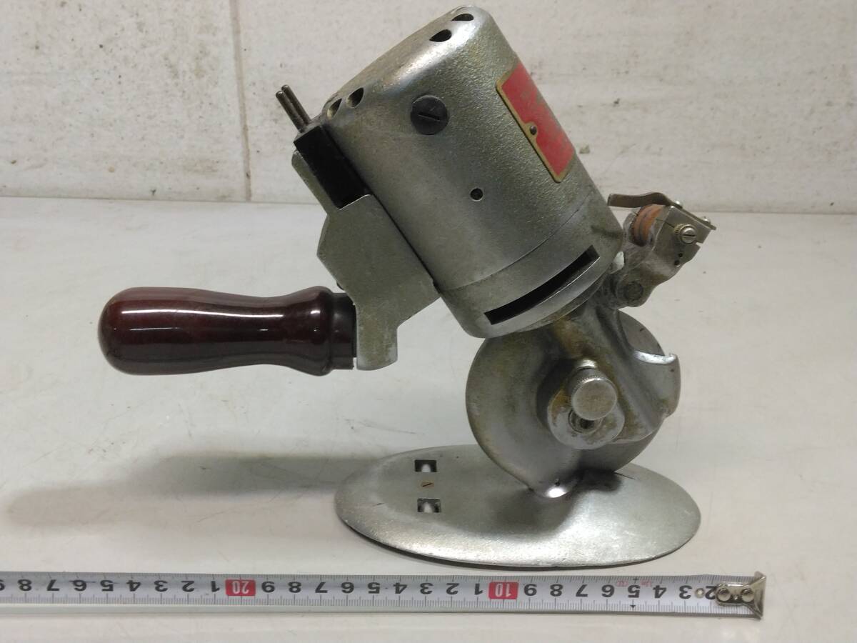 ☆HTK HITAKA T-1 本體 TAILOR'S CLOTH CUTTER 小型 布地 裁斷機(jī) ヒタカ テイラーズ クロス カッター！80サイズ発送