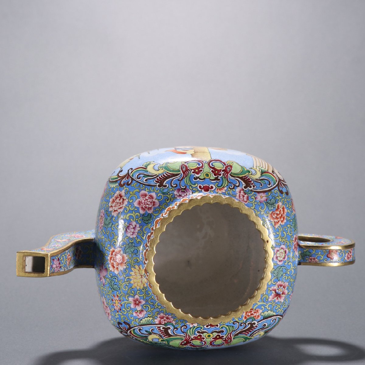 【未使用品】 銅胎 安】清時代 画琺瑯彩開窗西洋人物図茶壺 極細工 乾隆年製 工芸品