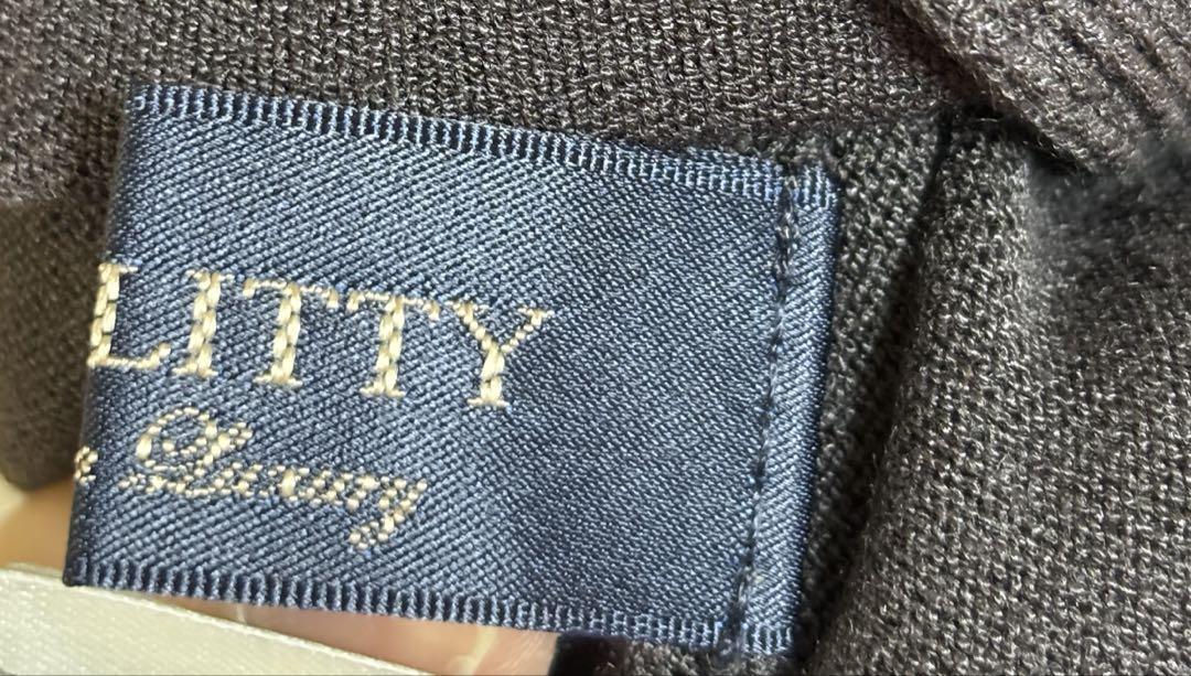 2319ジャスギリティー【S】ダークグレー ボタンダウンカーディガン　裾リブ_画像8