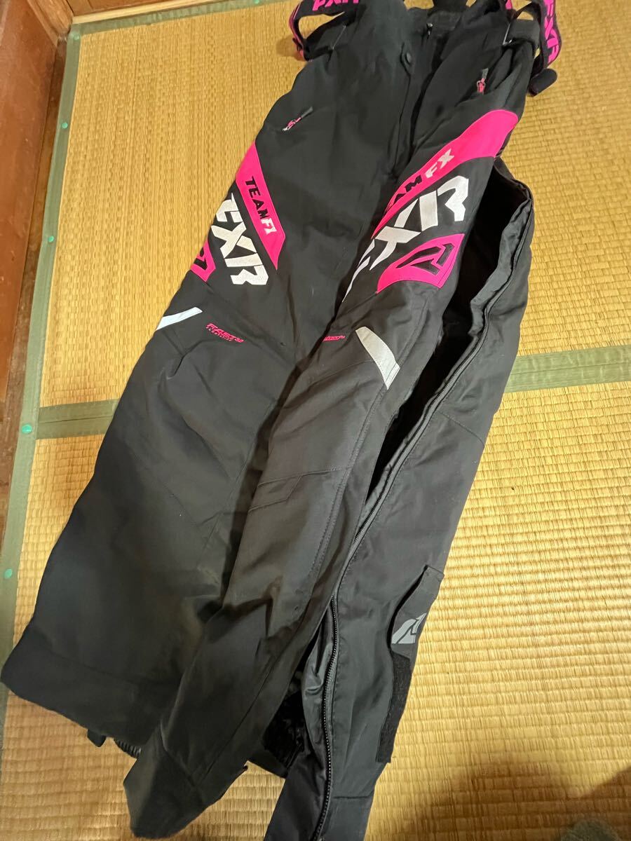 新品未使用品 FXR セットアップ Adrenaline Jacket.ズボンTEAM 新品未使用品 FXR セットアップ Adrenaline Jacket.ズボンTEAM