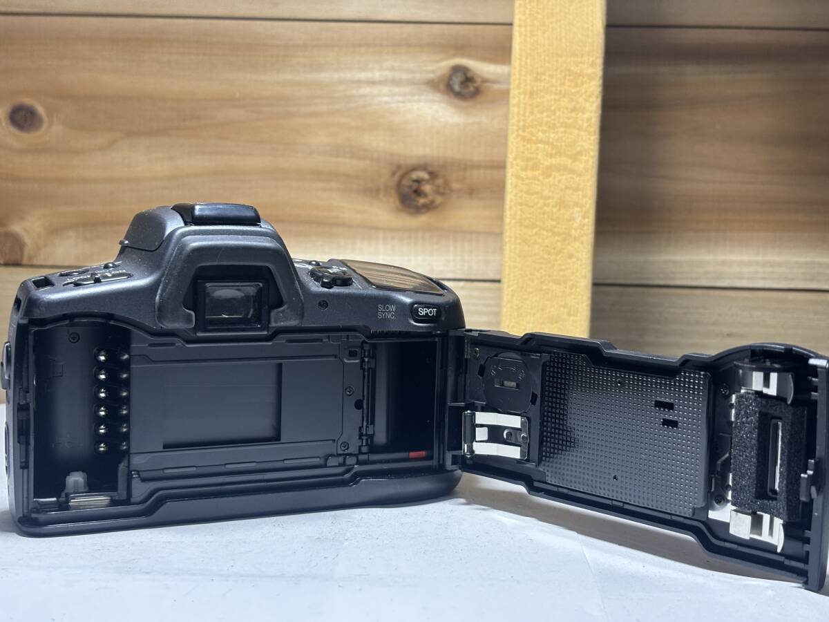 10011) MINOLTA 303si SUPER