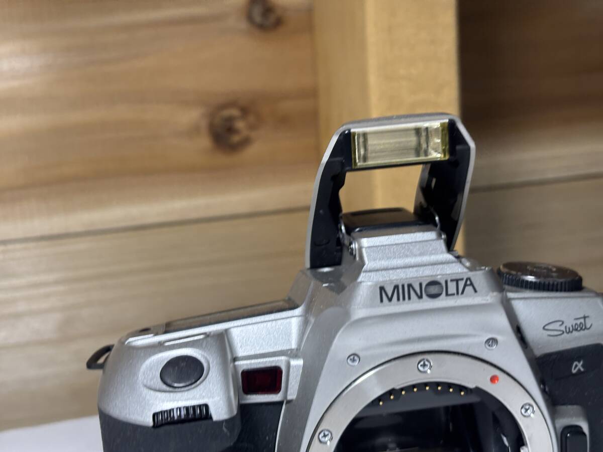 10027) MINOLTA SWEET