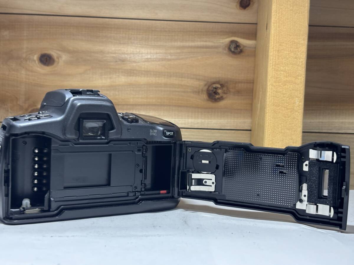 10662) MINOLTA 303si SUPER