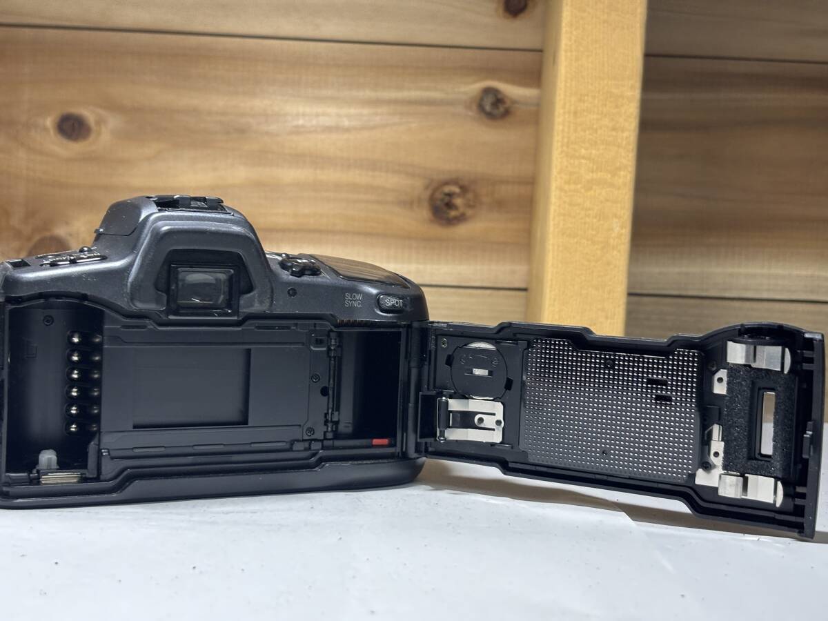 10679) MINOLTA 303si SUPER