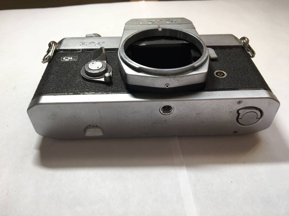 10824) Canon FT