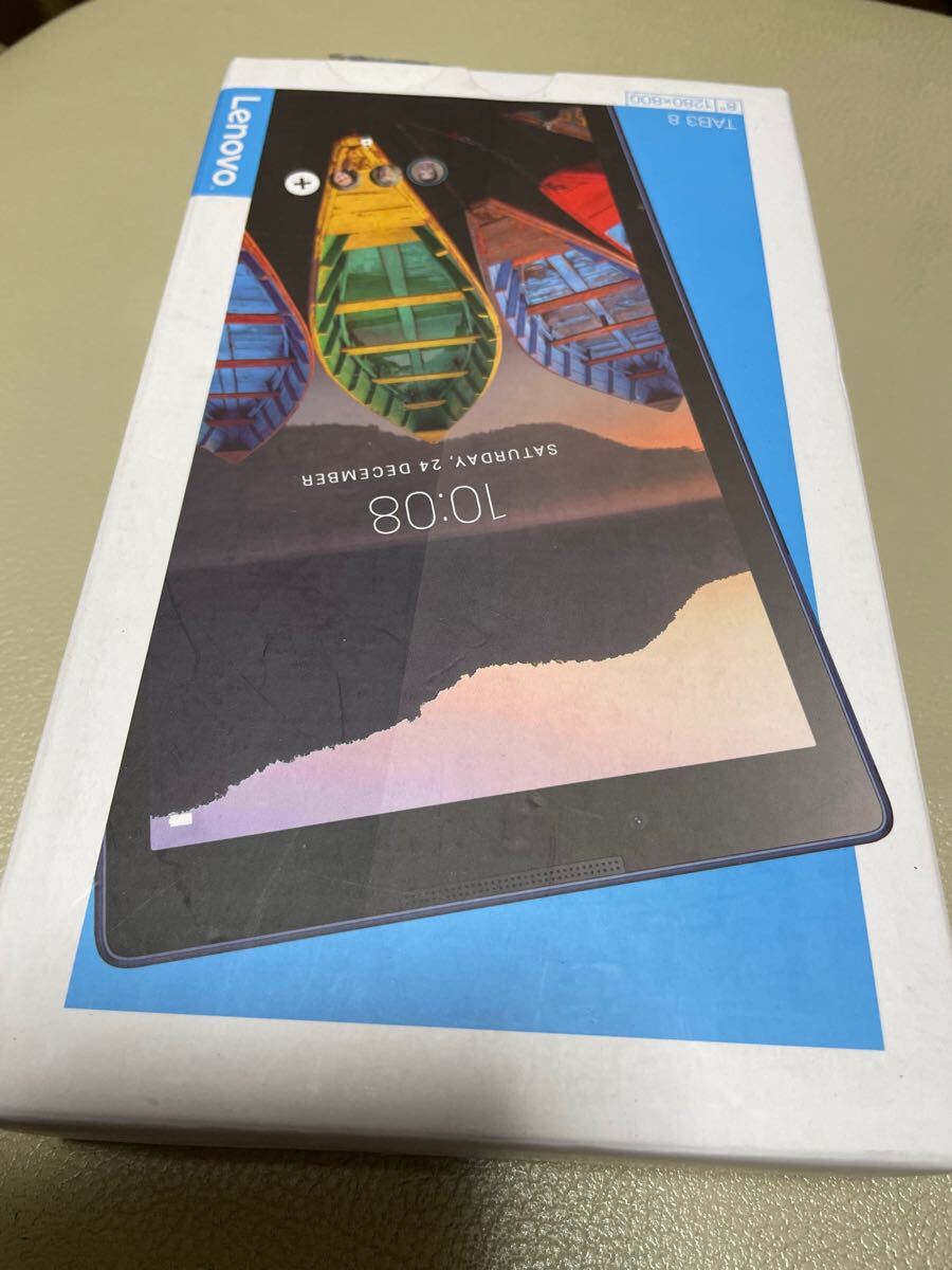 Lenovo SoftBank Lenovo TAB3 601LV ほぼ新品　H3107