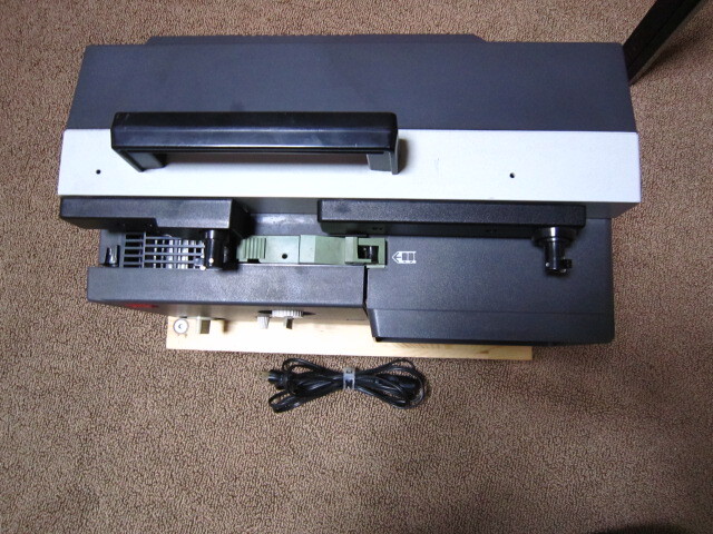 ELMO SC-18 8mmフィルム映写機 ジャンク品(本体)|売買された ELMO SC-18 8mmフィルム映写機 ジャンク品(本体)|売買された