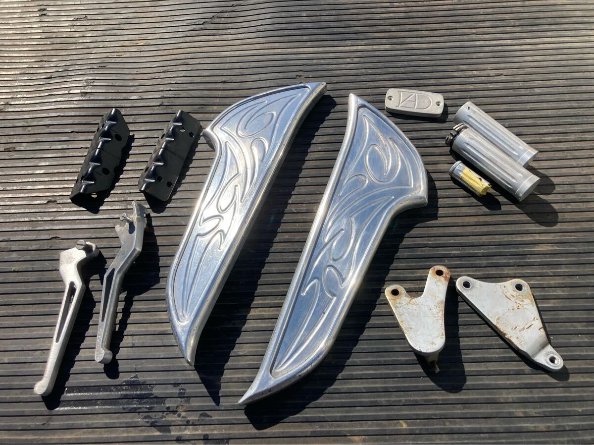 ホンダ マグナ250 AD製 横浜ライトニング ビレッドフロアボードセット 小物アルミパーツ 倒産の為 絶版品_画像1