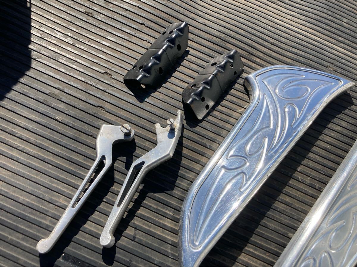 ホンダ マグナ250 AD製 横浜ライトニング ビレッドフロアボードセット 小物アルミパーツ 倒産の為 絶版品_画像4