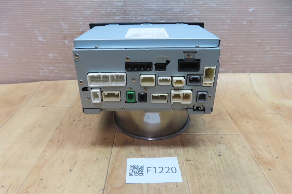 ★F1220/トヨタ純正　NSZT-W66T　メモリーナビ 　本體のみ