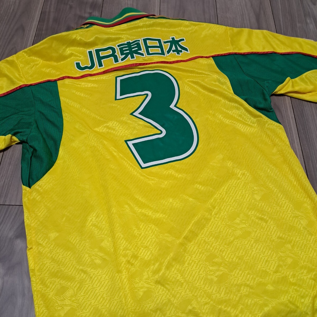 Yahoo!オークション - ジェフ千葉 2001(H)選手支給品 半袖 Yahoo!オークション - ジェフ千葉 2001(H)選手支給品 半袖