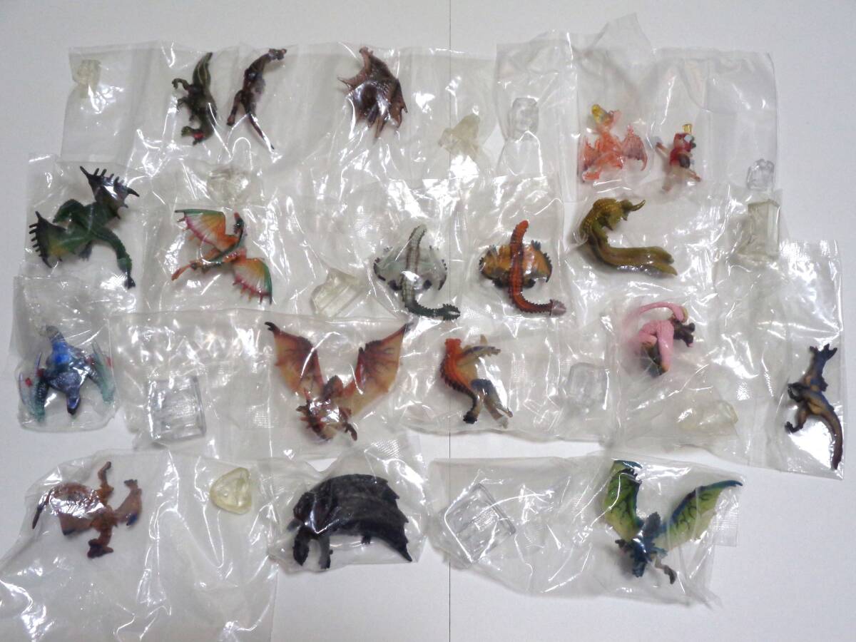モンハン モンスター図鑑 クリアスペシャル 未開封品 フィギュア モンハン モンスター図鑑 クリアスペシャル 未開封品 フィギュア