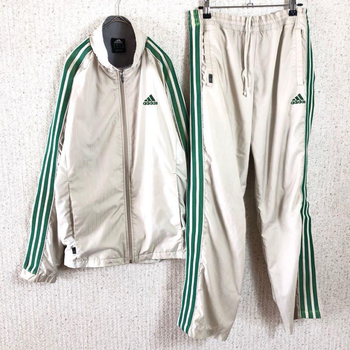 【好配色】adidasナイロンジャケット上下セットアップ　ベージュ　グリーン　M