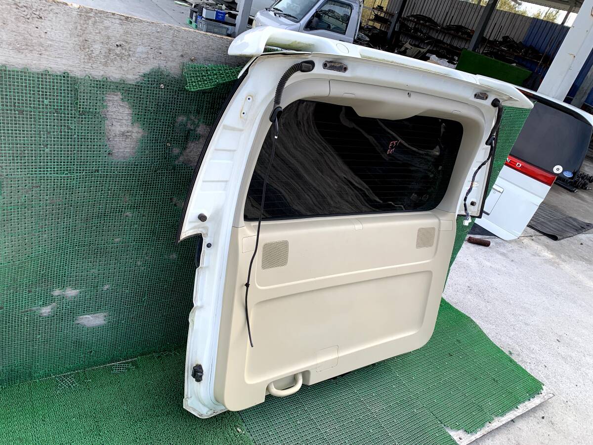 * быстрое решение цена *250226 Nissan Elgrand NE51 E51 цвет :QX1 задняя торцевая дверь задняя дверь задняя торцевая дверь 