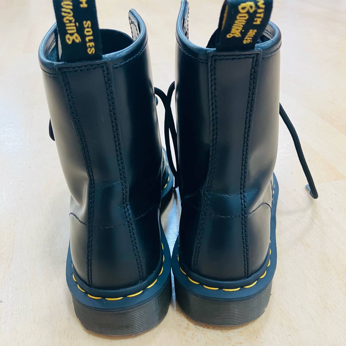 23561】ドクターマーチン Dr.Martens ブーツ 8ホール ブラック