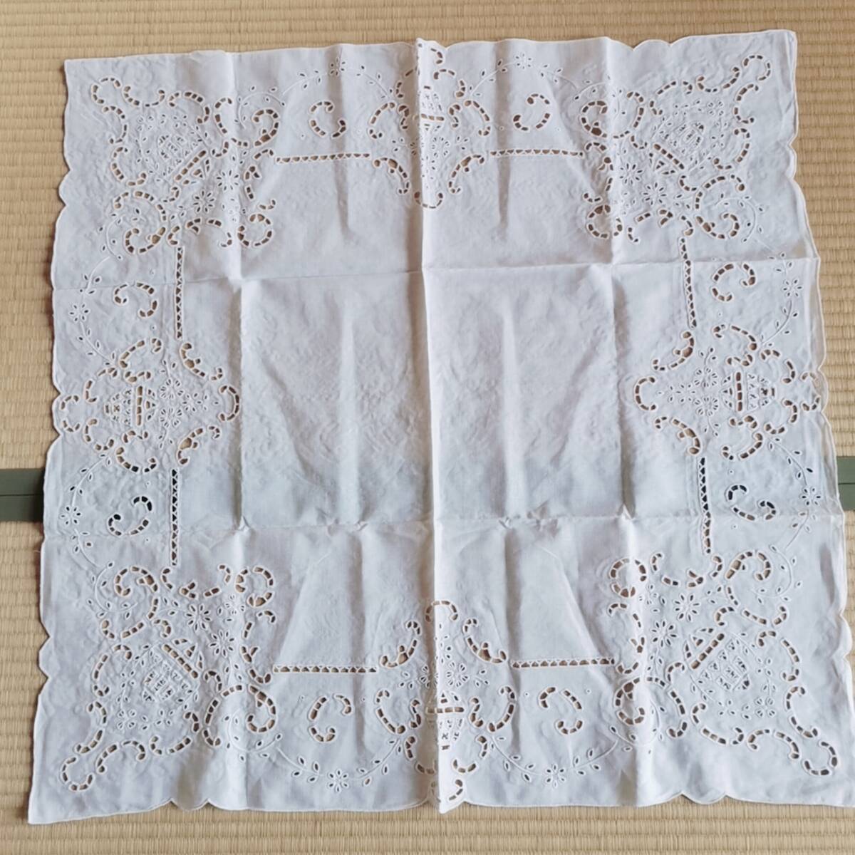 アンティークレース 上品 手刺繍 花柄 テーブルクロス 綿麻 マルチカバー白色