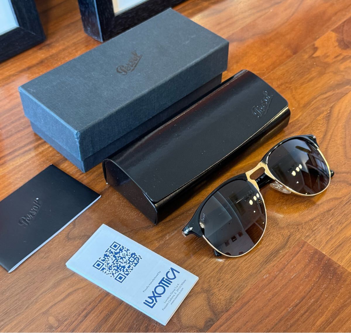 未使用品　ティアドロップ ブロー サングラス　Persol ペルソール　8649-s ゴールドメタル　ブラックプラスチックフレーム