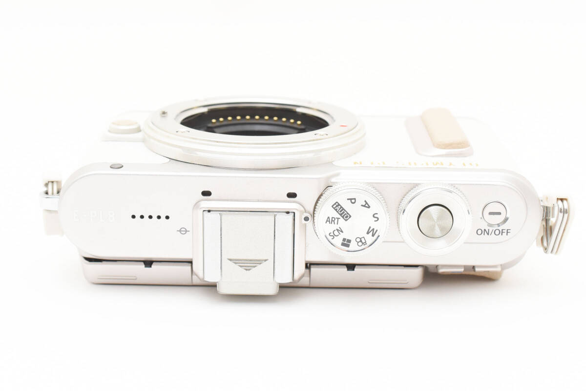 超美品 オリンパス ペン E-PL8 ミラーレスデジタルカメラ ボディ シャッター回数705 ホワイト フラッシュ付き Olympus 529_画像6