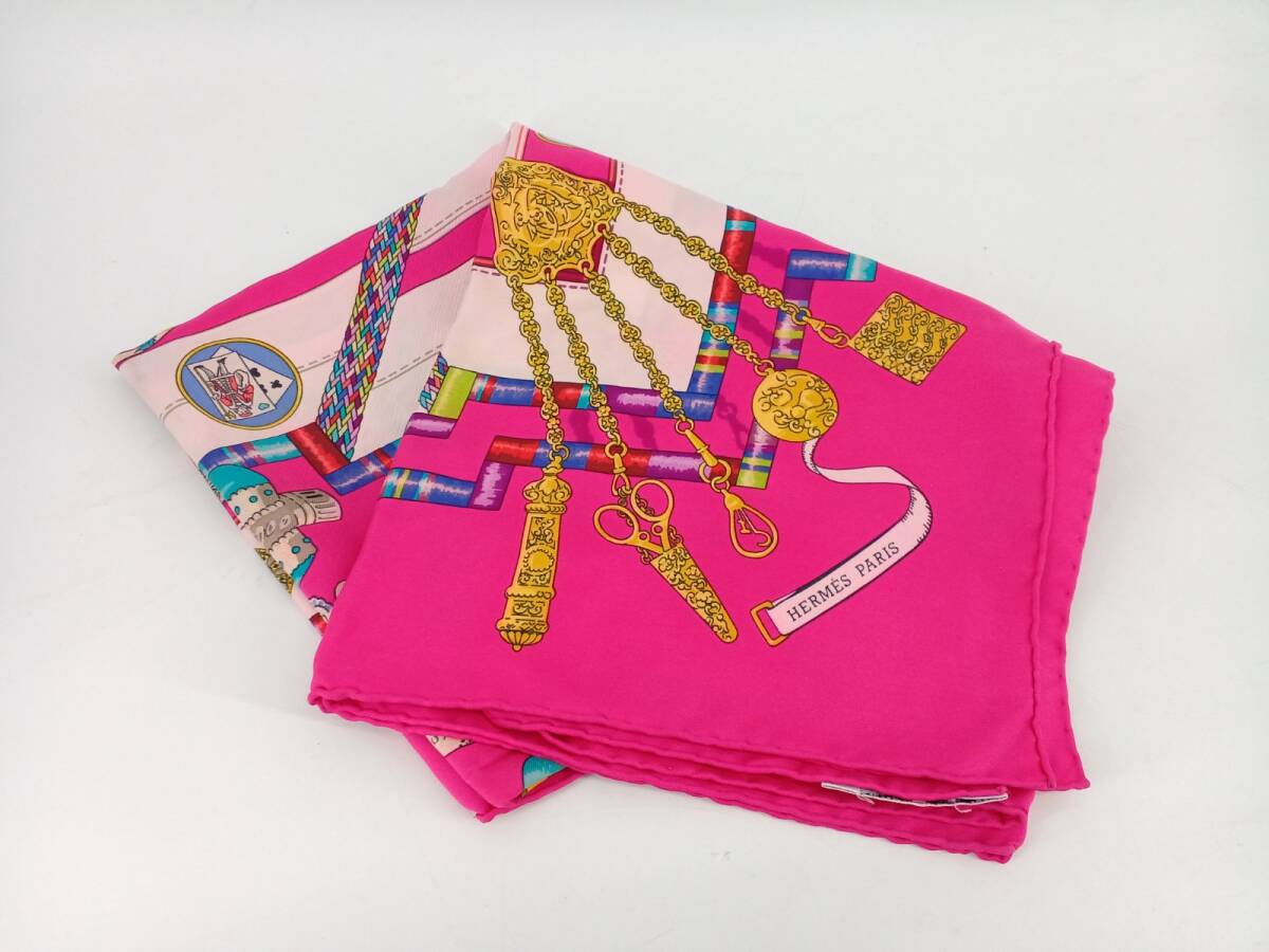 エルメス シルク カレ ピンク - 小物 エルメス シルク カレ ピンク - 小物