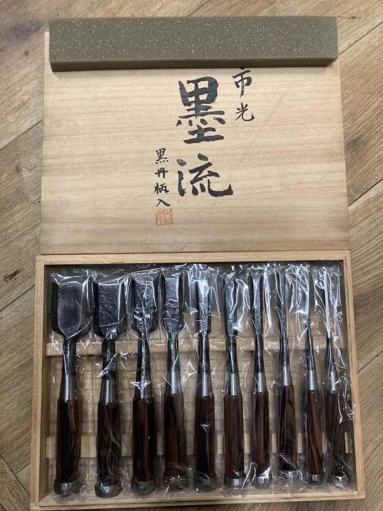 020♪未使用品・即決価格♪市光 追入れ鑿 墨流 黒 020♪未使用品・即決価格♪市光 追入れ鑿 墨流 黒