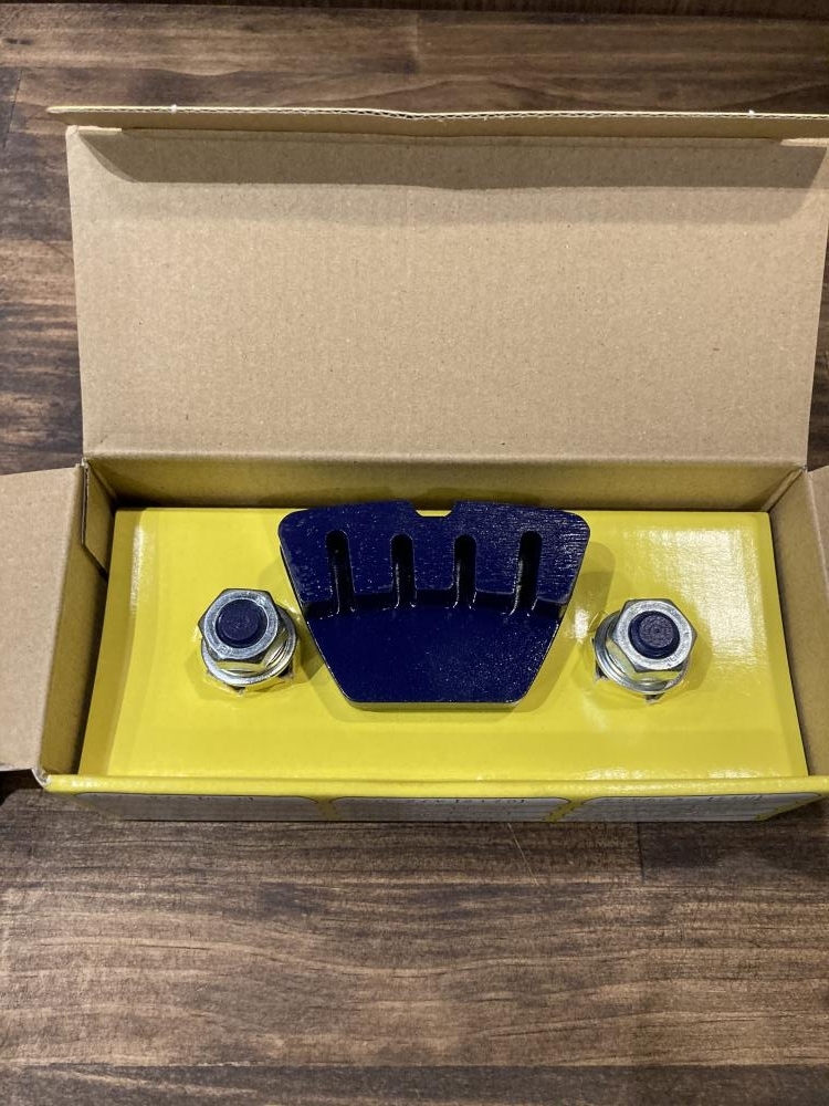 023◇未使用品・即決価格◇ライナックス 床研削機用カッター 023◇未使用品・即決価格◇ライナックス 床研削機用カッター