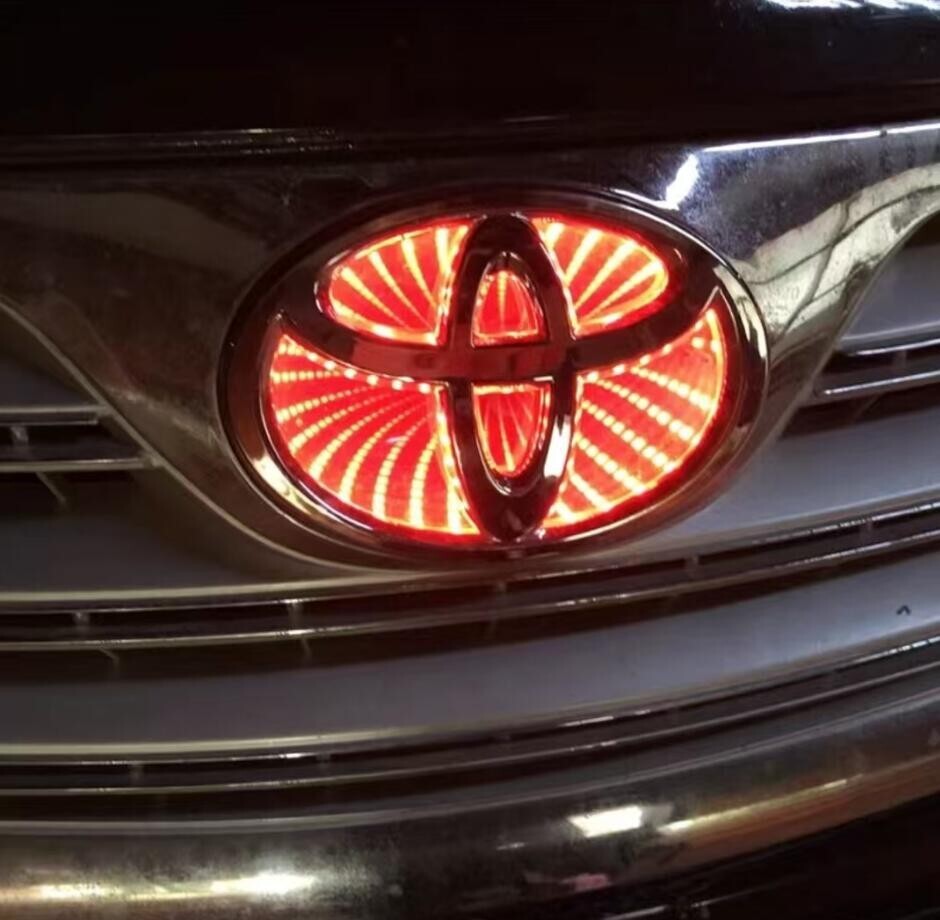 2025昇級(jí)版 トヨタ 3D 高級(jí) LED エンブレム 交換式 130ｍｍ×89ｍｍ★レッド★