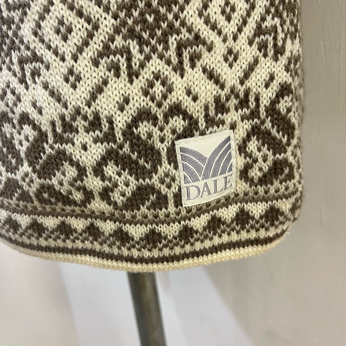 新品未使用タグ付き DALE OF NORWAY ノルウェー製 花柄刺繍 ハーフジップニット 総柄 セーター ノルディック柄 希少【送料一律/同梱可能】T_画像5