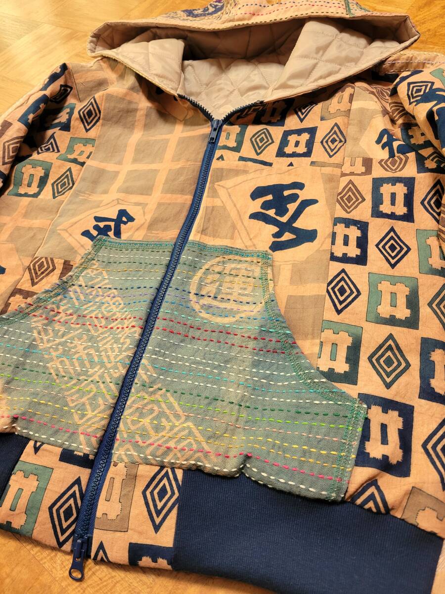 め0537古布リメイク木綿襤褸柿渋染手拭い刺し子ジップアップパ－カーハンドメイド め0537古布リメイク木綿襤褸柿渋染手拭い刺し子ジップアップパ