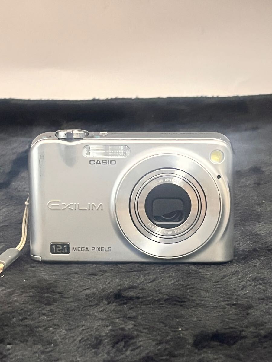 D1074 CASIO EXILIM EX-Z1200 シルバー _画像2