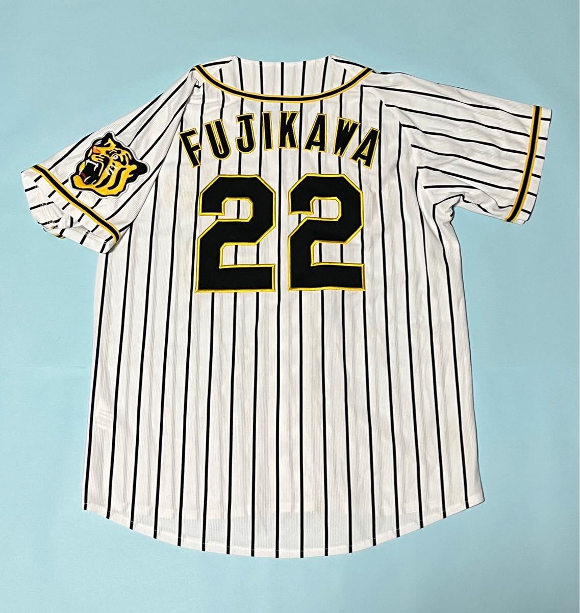 送料無料 即決 阪神タイガース 藤川球児投手ユニフォーム 2018 送料無料 即決 阪神タイガース 藤川球児投手ユニフォーム 2018