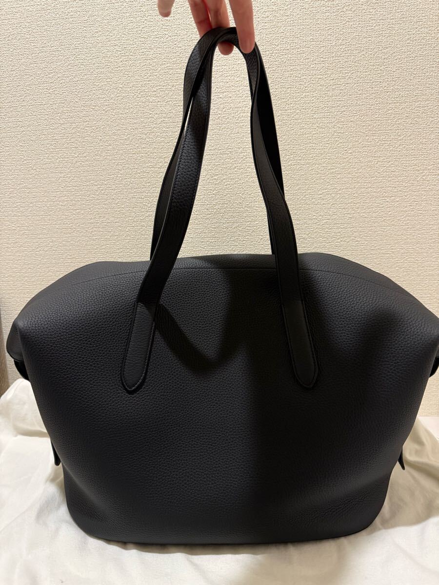 新品 THE ROW ザ ロウ AVALON ボストン バッグ 黒 新品 THE ROW ザ ロウ AVALON ボストン バッグ 黒
