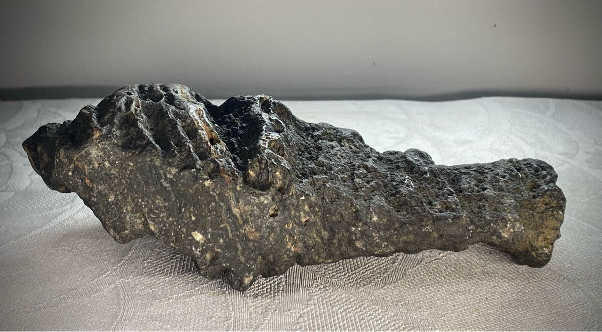信濃美術石博物館】 水石 盆栽 佐治川石 ウブ横19×高4×奥行12(cm 信濃美術石博物館】 水石 盆栽 佐治川石 ウブ横19×高4×奥行12(cm