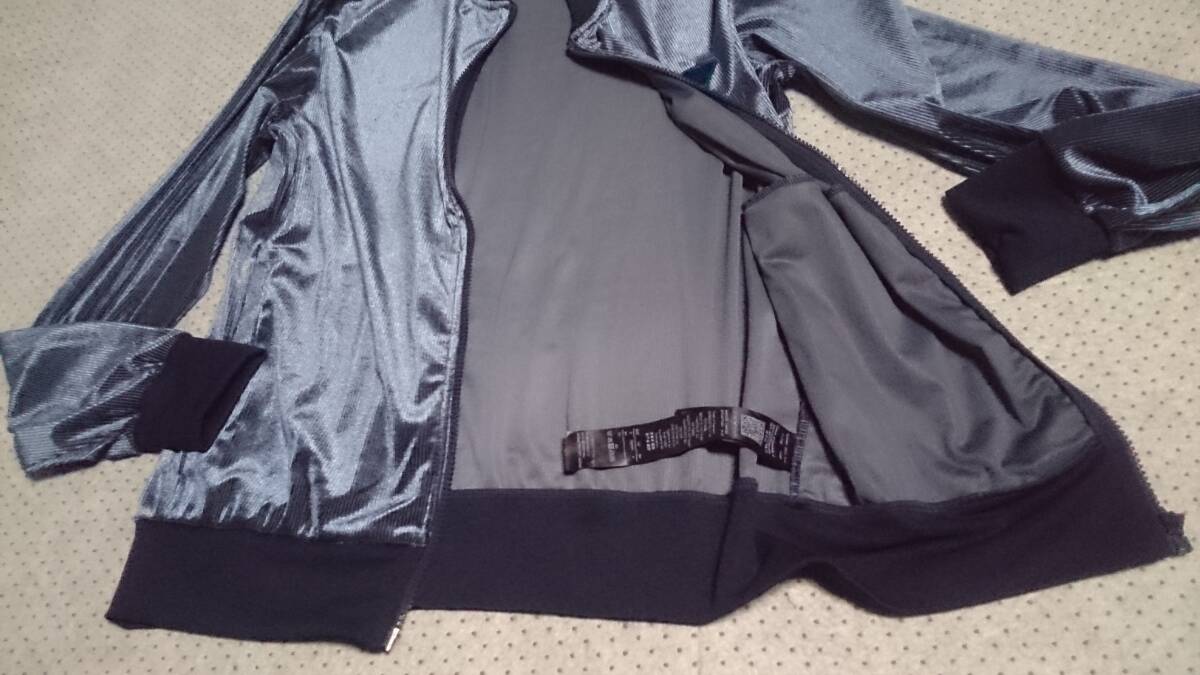 レア 中古 美品 EMPORIO ARMANI UNDERWEAR エンポリオ アルマーニ ホログラム風/光沢 ストライブ ベロア ブルゾン ジャケット S/実質はM位_画像6