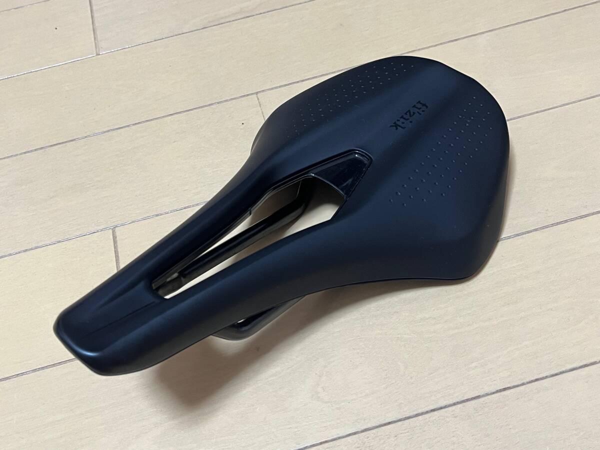 フィジーク Fizik テンポアルゴ TENPO ARGO R1 ショートノーズ フィジーク Fizik テンポアルゴ TENPO ARGO R1 ショートノーズ