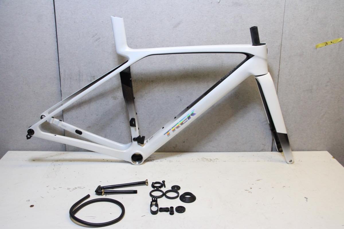 □□□TREK トレック MADONE SL6 Gen8 カーボンフレーム 2025年 Sサイズ 新車外し