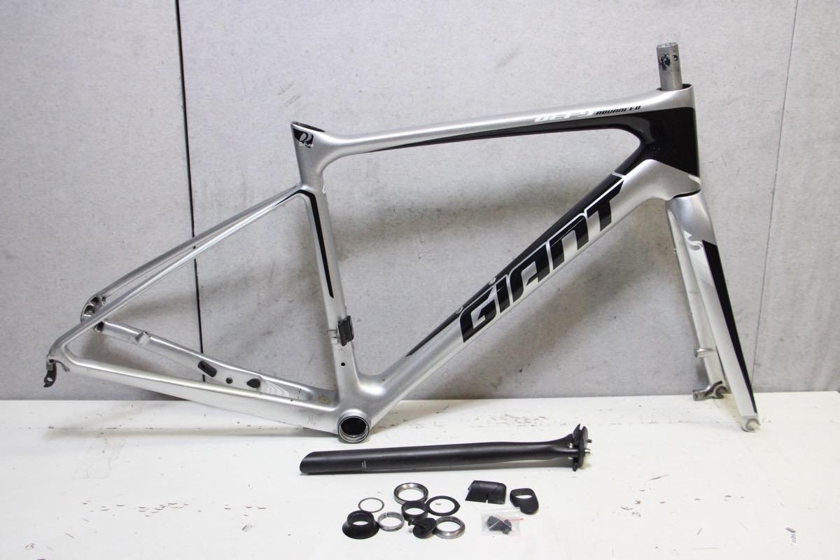 □□□GIANT ジャイアント DEFY ADVANCED2 カーボンフレーム 2015年 Sサイズ