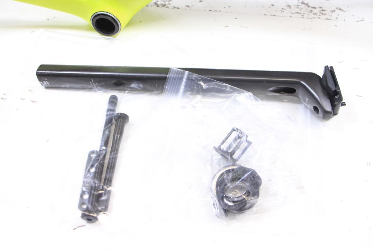 □BMC ビーエムシー Teammachine SLR01 Four DISC カーボンフレーム 2022年 54size