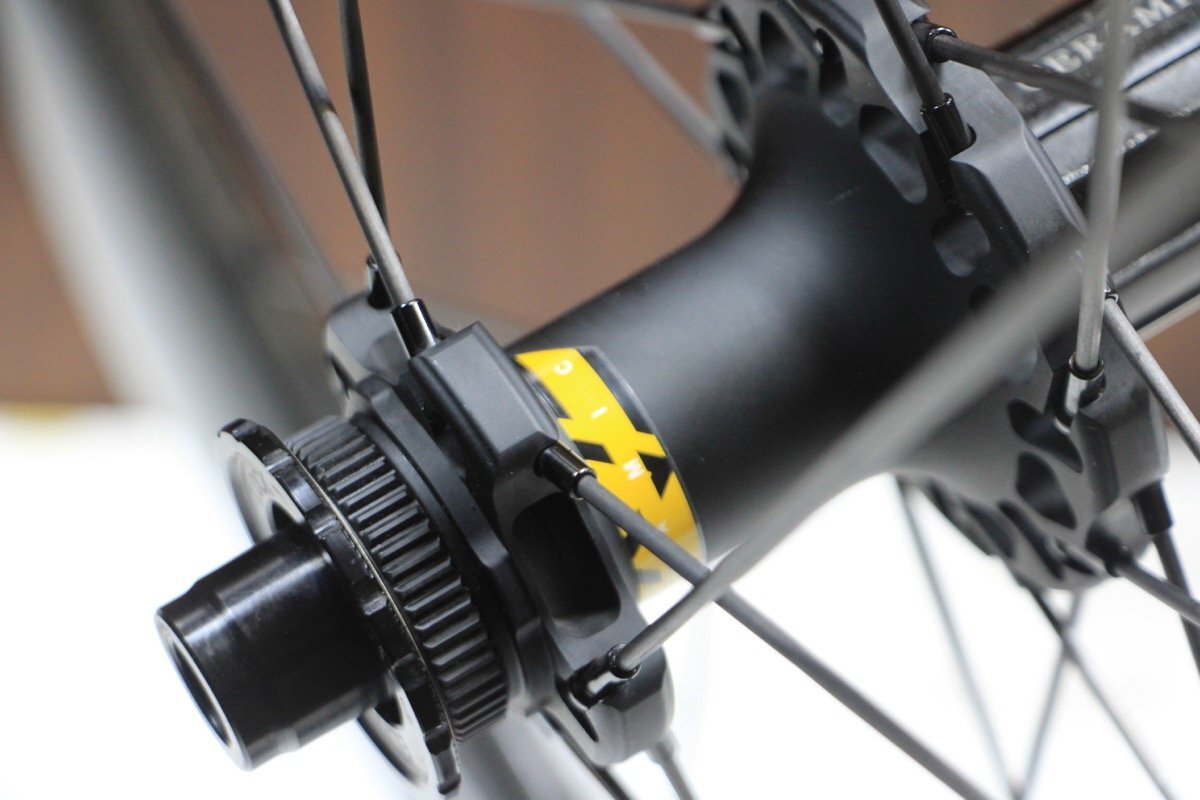 ○ELITEWHEELS エリートホイール DRIVE 65 DISC シマノ11/12s ○ELITEWHEELS エリートホイール DRIVE 65 DISC シマノ11/12s