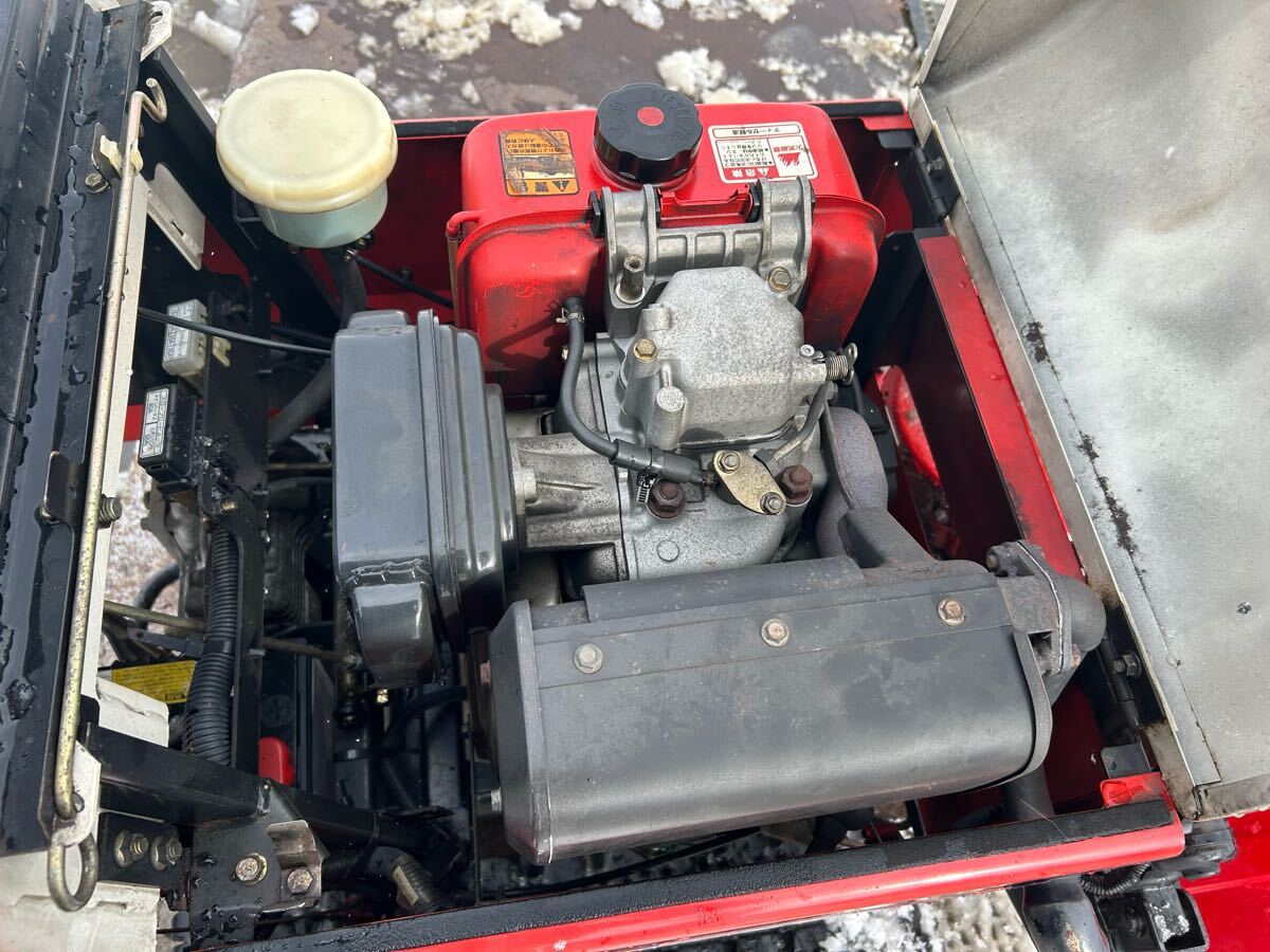 ヤンマー除雪機 JE-100D 実働品 山形出品 シューター電動 ヤンマー除雪機 JE-100D 実働品 山形出品 シューター電動