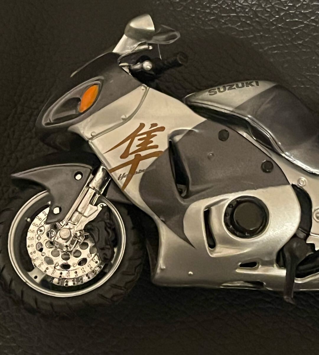 1/18スケール SUZUKI GSX1300R ハヤブサ 隼 鈴木 スズキ GSX-1300R ダイキャストバイク ミニカー オートバイ 完成品 マイスト maisto 
