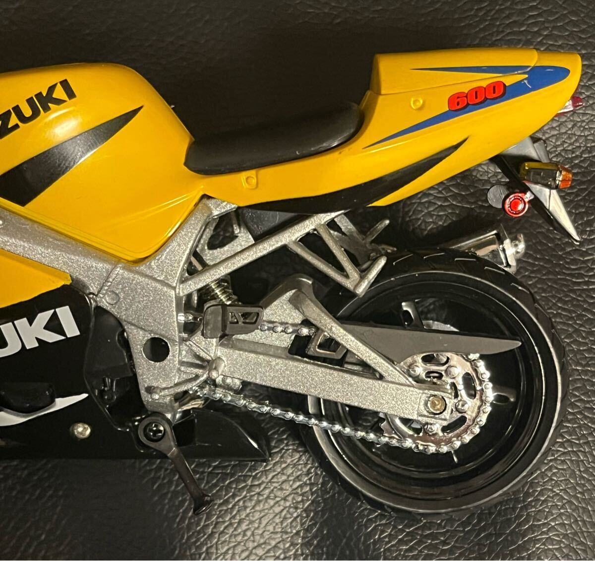 1/12スケール SUZUKI GSX-R600 鈴木 スズキ GSX R 600 ダイキャストバイク ミニカー オートバイ 完成品 