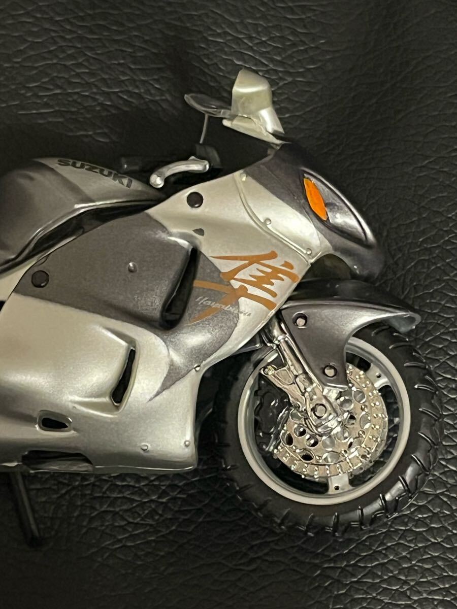 1/18スケール SUZUKI GSX1300R ハヤブサ 隼 鈴木 スズキ GSX-1300R ダイキャストバイク ミニカー オートバイ 完成品 マイスト maisto 