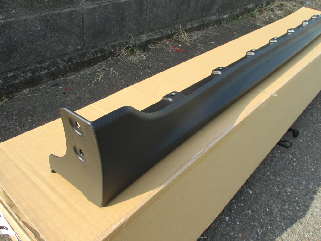 4236-R 新車外し品 ZC33S スイフト スポーツ 純正 右 サイドステップ 素地 カーボン柄 77212-68R0 R_画像3