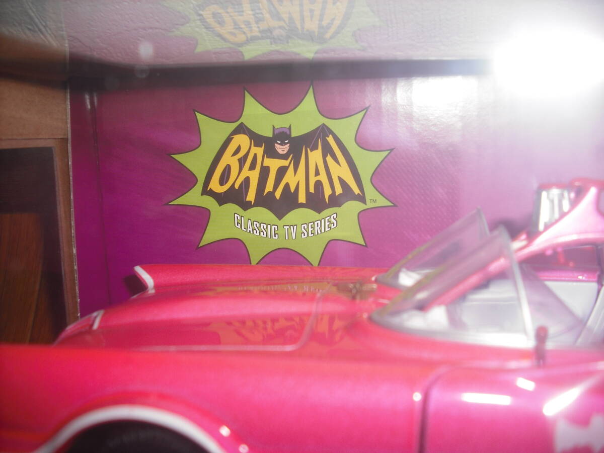 使用品 バットマン バットモービル 1/24 ダイキャスト ミニカー