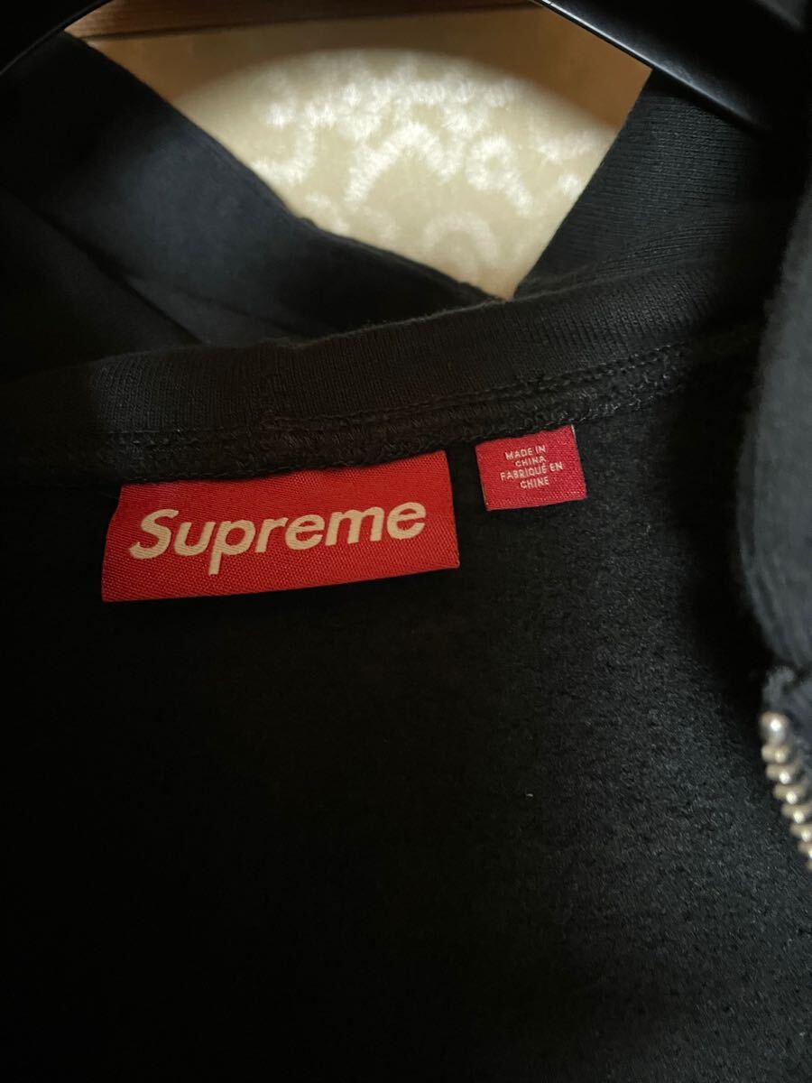 新品 M SUPREME Frank Frazetta Zip Up Hooded Sweatshirt 24fw 新品 M SUPREME Frank Frazetta Zip Up Hooded Sweatshirt 24fw